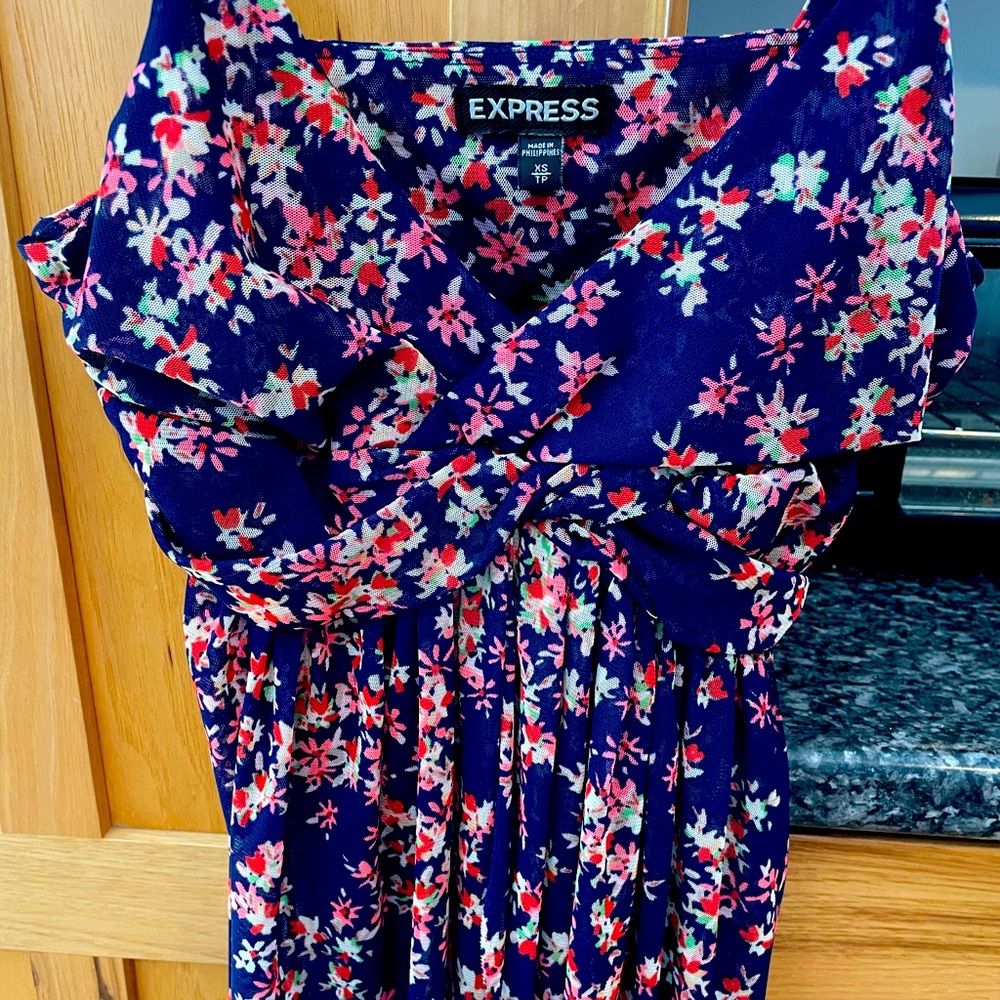 Express XS babydoll tank